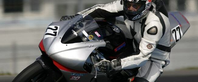 Herbert Kainzinger mit der Yamaha YZF-R1 beim PS TunerGP 2004